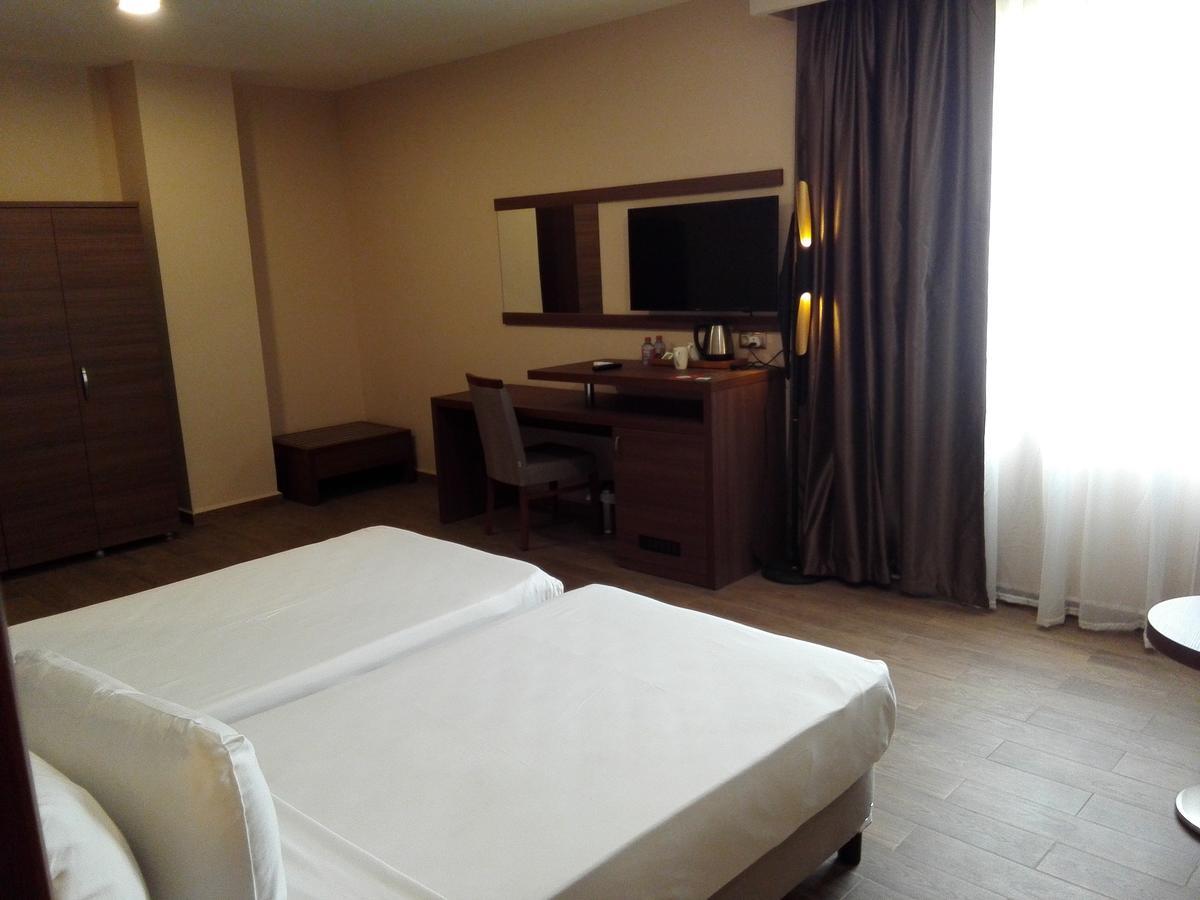 Ah Hotel And Conferences Madina Dış mekan fotoğraf