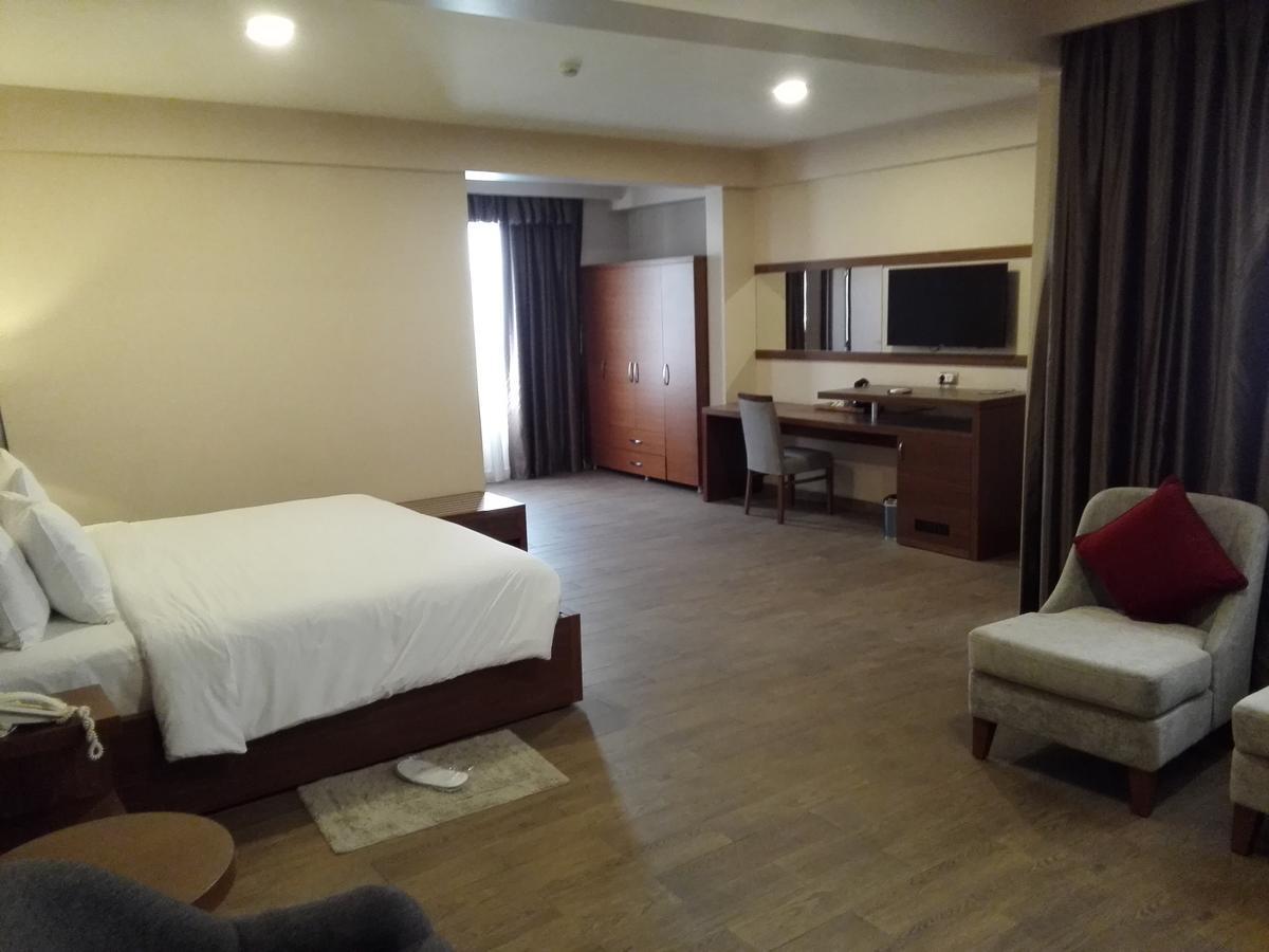 Ah Hotel And Conferences Madina Dış mekan fotoğraf